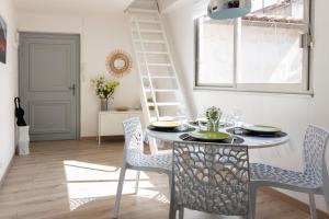 Appartements Arles Holiday - La Terrasse : photos des chambres