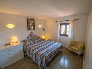 Villa immersa nel verde con meravigliosa vista mare