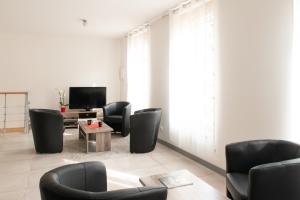 Appartements Appartement Duplex Totalement Meuble et Equipe : photos des chambres