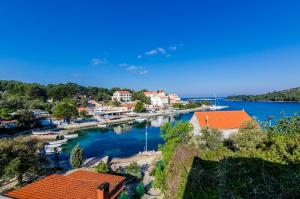 apartments lorena mljet