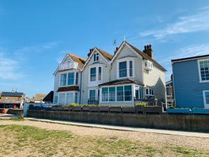 The Ness Whitstable England J2ski