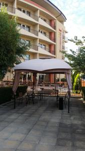 Orange Residence