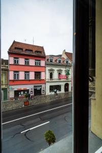 Select City Center Apartments