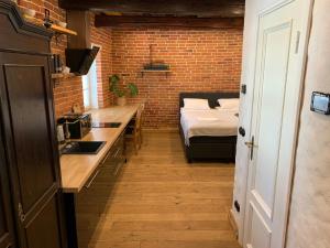 Studio Apartment room in Reinhold Apartments