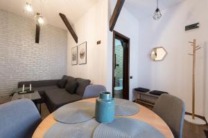 Lovely Brasov Flat with Patio and Mountain Views