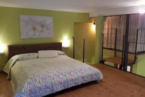 IL SOPPALCO, cozy open space with loft in Como center