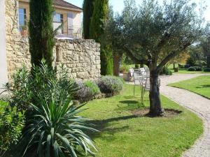 B&B / Chambres d'hotes Mas Les Fleurs d’Hilaire : photos des chambres