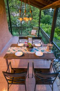 GREEN and BLUE VILLA