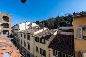 Apartments Florence San Niccolò View