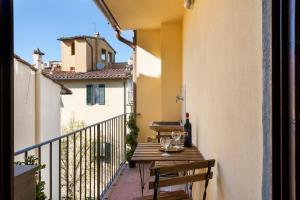 Apartments Florence San Niccolò View