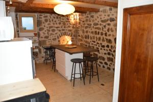 B&B / Chambres d'hotes Le gite du Bessat : Studio Familial