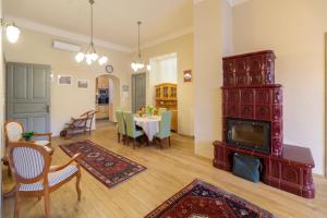 Jewel In Buda Apartment