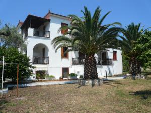 Liossis Rooms & Apartments Skopelos Greece