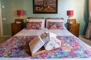 Standard Triple Room room in Locanda Ai Santi Apostoli Sul Canal Grande - Ferretti Hotels Collection