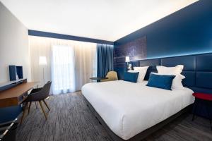 Hotels Hotel Mercure Toulon La Seyne-Sur-Mer : photos des chambres