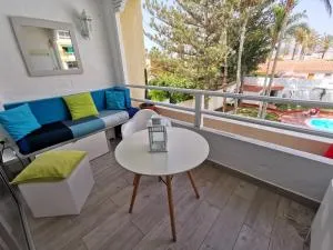 KEVIN'S HOUSE - front of YUMBO center in Maspalomas - Playa del Ingles - San Bartolomé