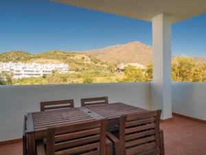 2275-Superb new apt on Valle Romano, golf view