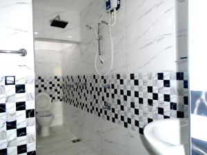 Bee Line Holiday Apartment