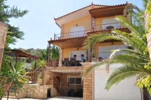 Villa Saron Korinthia Greece