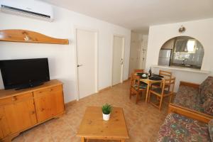 COSTA DAURADA APARTAMENTS - Colibri Beach