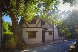 El Roble Mocho - Navarredondilla