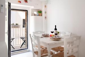 Il Balconcino nel Vicolo Short Lets