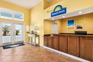 Days Inn by Wyndham Port Aransas TX - Mustang Beach