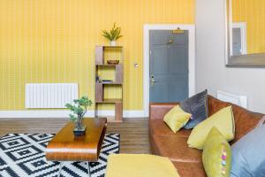 The Corson at Claremont Apartments