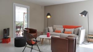 Angel Services - La Planche