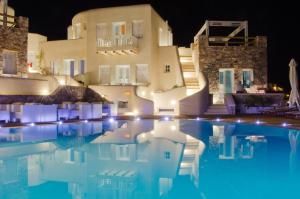 Aspalathras White Hotel Folegandros Greece