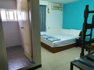 Ju Tong Homestay - Ma-an-shan