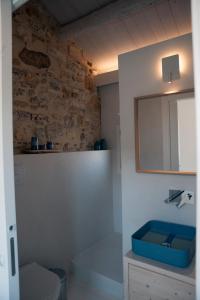 4 Elements Boutique Home