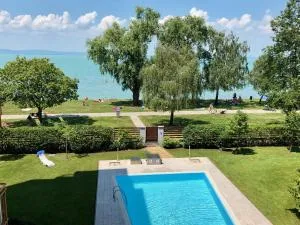 Viktória Apartmanok - Siófok