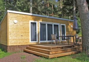 Campings Camping Domaine du Lac Chambon : photos des chambres