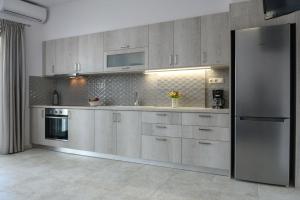 Coral Sea Apartment