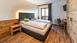 Doppelzimmer mit Balkon