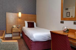 Standard Single Room room in Best Western Kings Manor