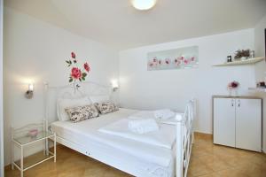 Studio Kristic, cozy studio with a terrace