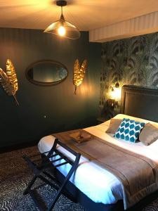 Hotels La villa 10 HOTEL SPA : Chambre Double - Vue sur Jardin