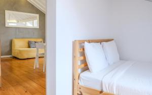 Alfama Riverview Apartments