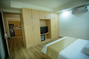 Thuy Sakura Hotel & Serviced Apartment