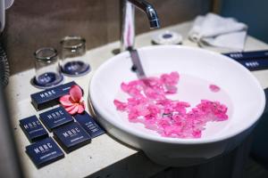 Hot Deal Promo - Deluxe Chamber Room