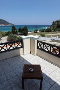 Pleoussa Studio and Apartments Skopelos Greece