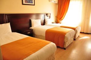 Triple Room with Balcony room in Eser Diamond Hotel Spa & Convention Center İstanbul