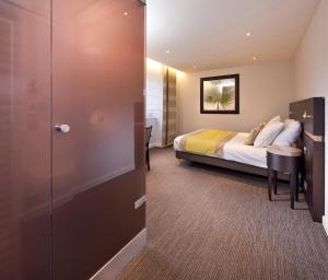 Hotels Logis Hotel Restaurant Muller : Chambre Double