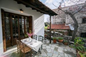 Traditional home with garden in Portaria,Pelion Pelion Greece