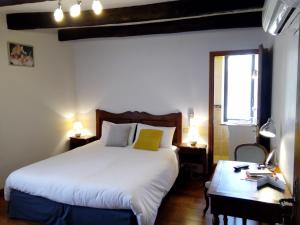 Hotels La Terrasse - Les Collectionneurs : photos des chambres