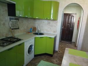 Зарванская стрит 9