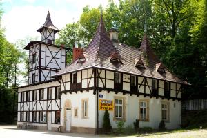 Pension Bukowy Dworek Bad Salzbrunn Polen