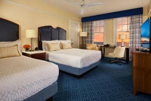 Queen Room with Two Queen Beds with Ocean View room in Grande Colonial La Jolla